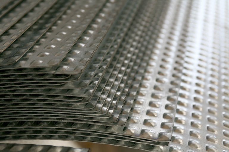Tôles diamant empilées